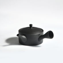 Load image into Gallery viewer, Gyokko kittate flat kyusu (Kiwaha special order product)