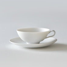 Load image into Gallery viewer, Kiyoko Morioka Tea cup and saucer