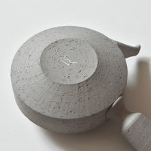 Load image into Gallery viewer, 3RD CERAMICS Unglazed Side-handle Kyusu(Teapot)
