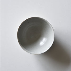 枝月窯  齋藤有希子  白釉平煎茶碗