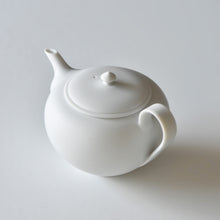 Load image into Gallery viewer, Kiyoko Morioka Teapot
