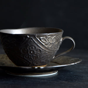 Asami Maeda Bronze Glaze Cup & Saucer (on sale from 11:00 a.m. Japan time on 2/22)