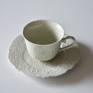 Maeda Asami gray-blue glazed/blue-white porcelain cup & saucer (on sale from 11:00 a.m. Japan time on 2/22)